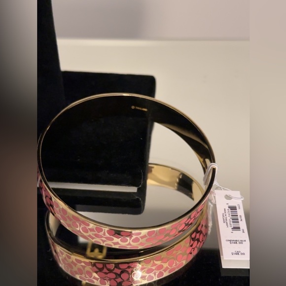 Coach Huggie Earring and Bracelet Set - Picture 5 of 5